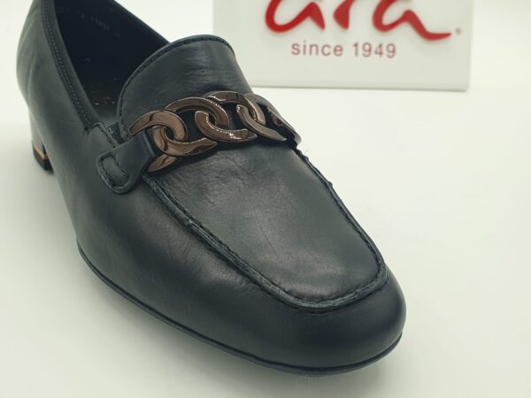 Mocassin cuir noir de ARA