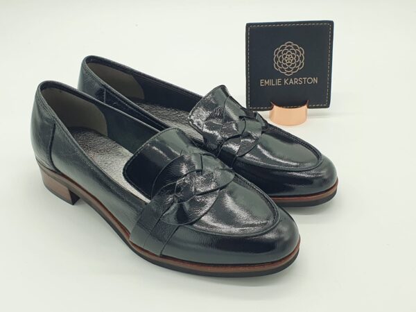 Mocassin femme patte tressée vernis noir ÉMILIE KARSTON