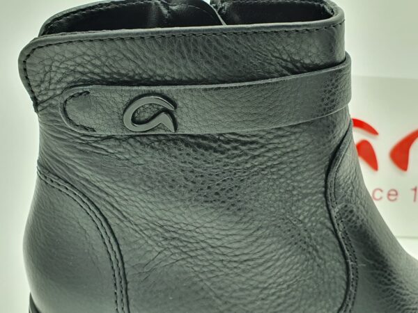 Bottines femme logo cheville cuir noir ARA