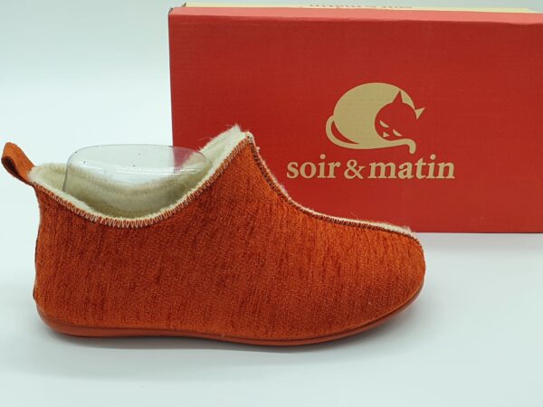 Pantoufles velours orange SOIR & MATIN