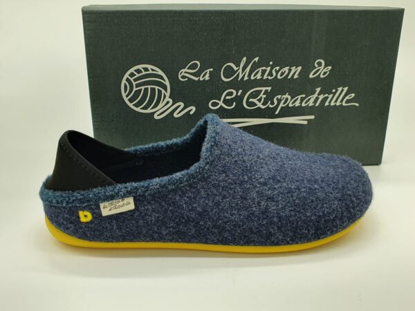 Pantoufles hommes convertible en mule feutre marine semelles jaunes MAISON DE L'ESPADRILLE