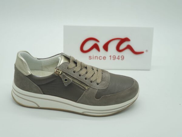 ARA Femme- Sneakers cuir taupe- lacets/zip- semelles amovibles