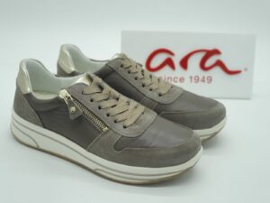 ARA Femme- Sneakers cuir taupe- lacets/zip- semelles amovibles