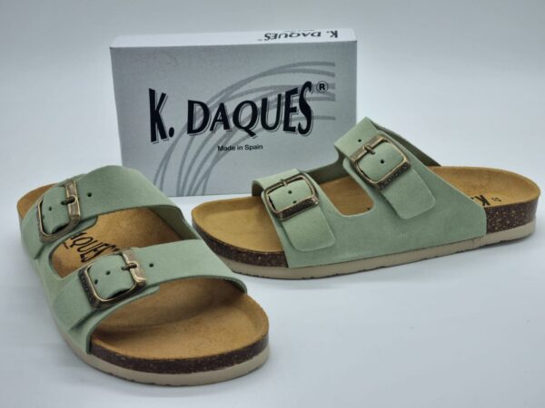 K DAQUÈS- mules boucles- cuir pistache