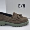 ÉLUE PAR NOUS, Femmes Mocassins semelles crantées  Daim kaki