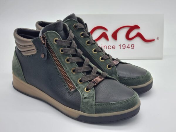 ARA Femme Espace confort