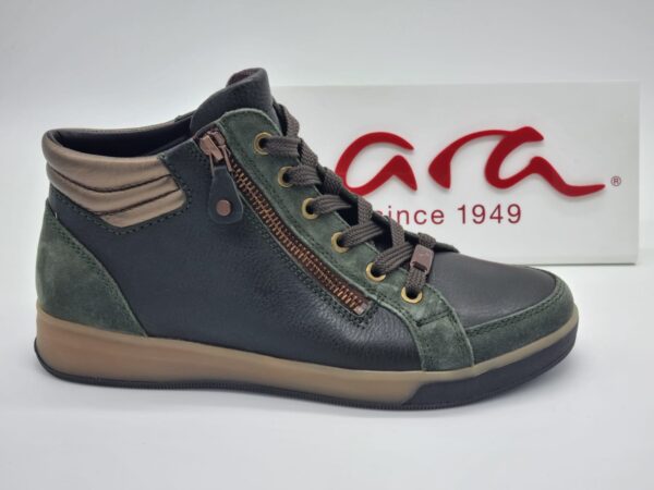 ARA Femme Espace confort