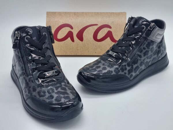 ARA Femme Espace confort