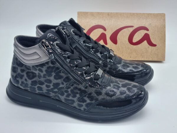 ARA Femme Espace confort